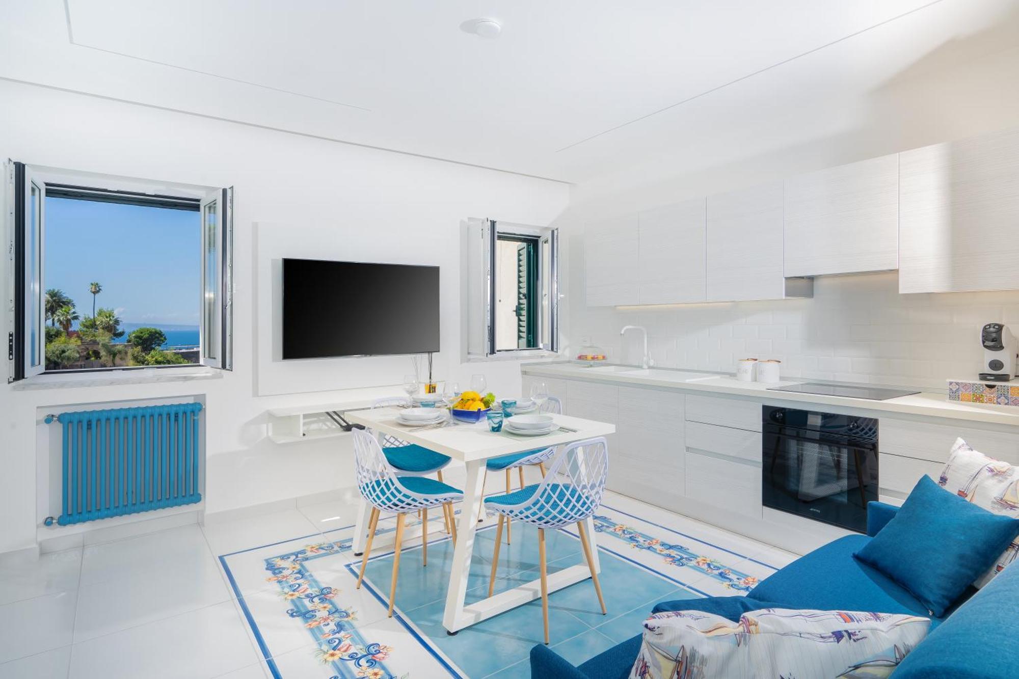 Sea View Deluxe Apartments Vico Equense Bagian luar foto